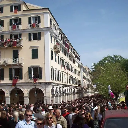 Nona's Corfu βenitses