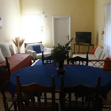 Holiday home Nona's Corfu βenitses *