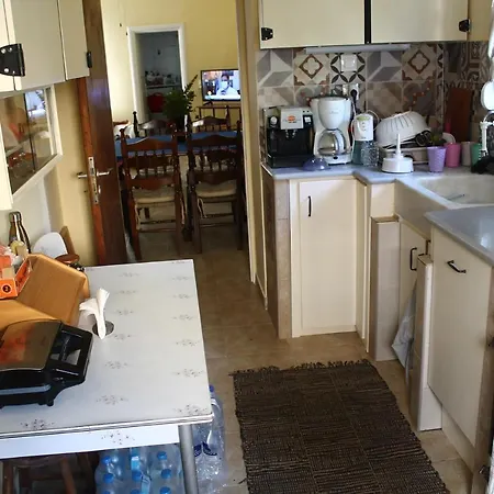 Nona's Corfu βenitses Tatil Evi